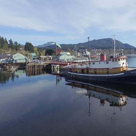 Swept Away Inn Port Alberni Buitenkant foto